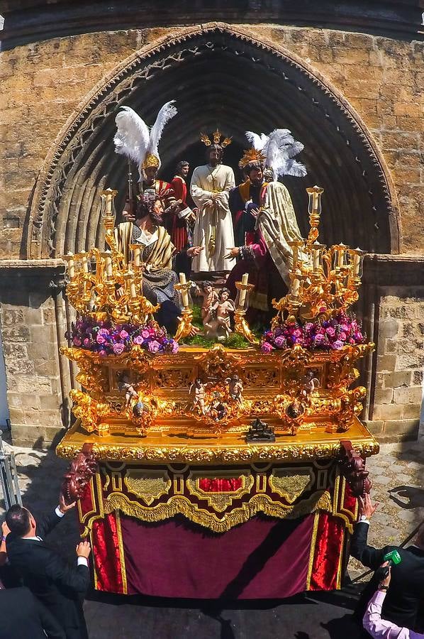 En fotos, El Carmen y su devoción marinera en la Semana Santa de Sevilla de 2018