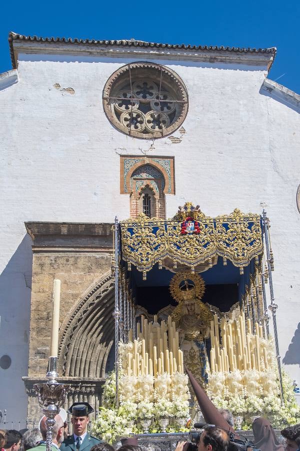 En fotos, El Carmen y su devoción marinera en la Semana Santa de Sevilla de 2018