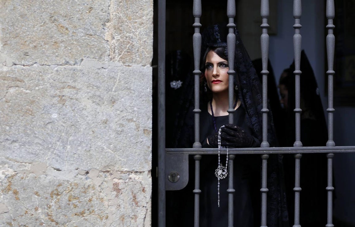 En imágenes, la hermandad del Caído de Jueves Santo