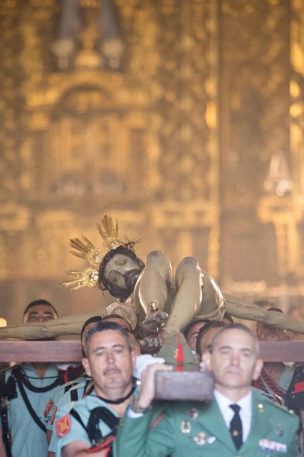 El Vía Crucis de la Caridad, en imágenes