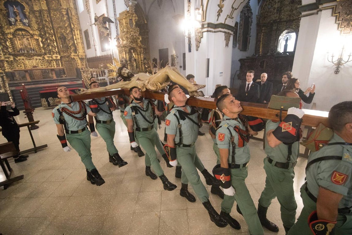 El Vía Crucis de la Caridad, en imágenes