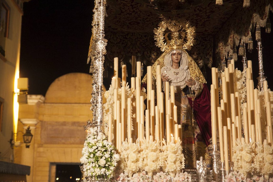 La cofradía del Descendimiento de Córdoba, en imágenes