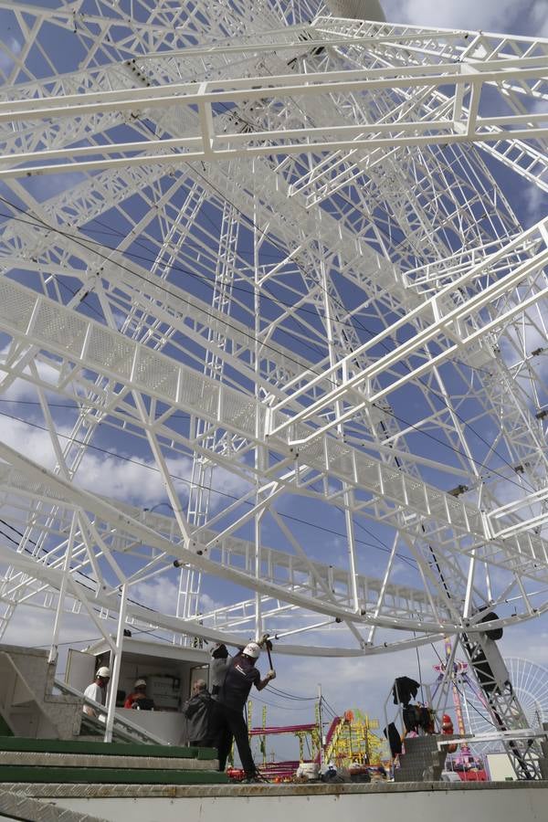 El Real de la Feria va cobrando vida