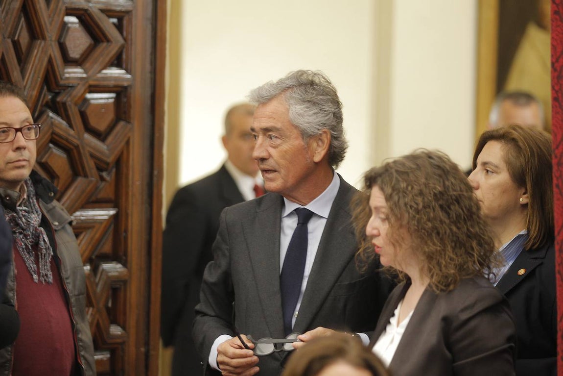 La entrega del Premio de Cultura a Curro Romero, en imágenes