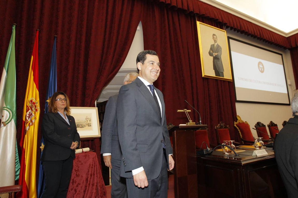 La entrega del Premio de Cultura a Curro Romero, en imágenes
