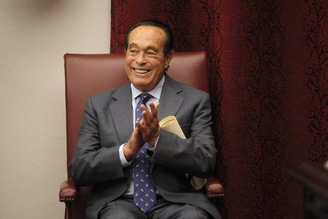 La entrega del Premio de Cultura a Curro Romero, en imágenes