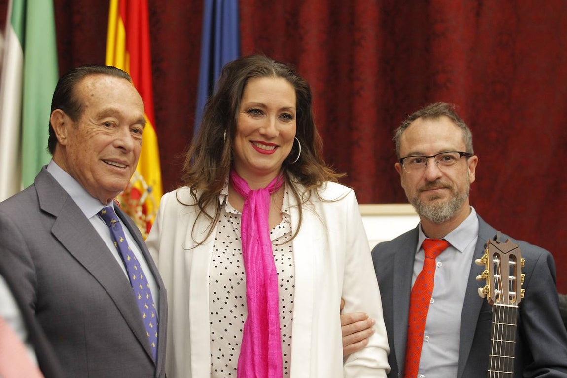 La entrega del Premio de Cultura a Curro Romero, en imágenes