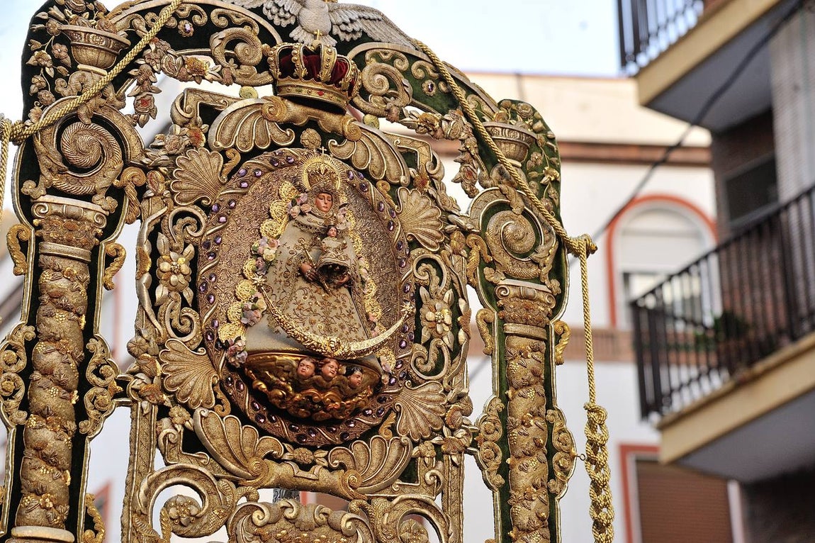 Galería del traslado del Simpecado del Rocío de Triana