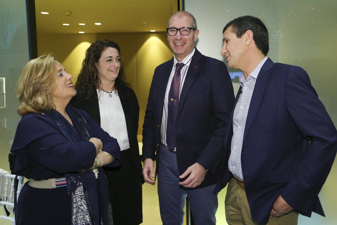 Los asistentes a la V Gala Sevilla Solidaria, en imágenes