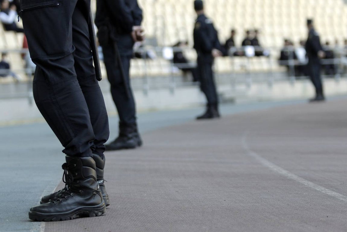 Espectacular exhibición de las unidades especiales de la Policía Nacional