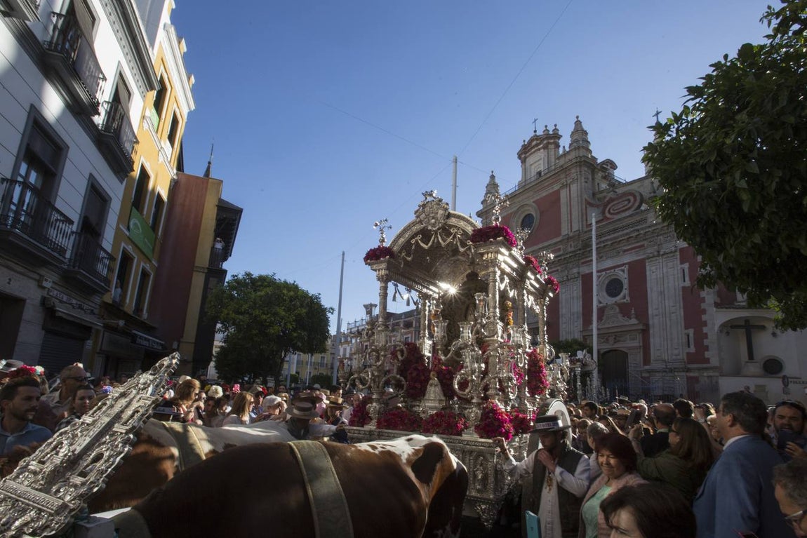 El Rocío 2018 en imágenes: salida de la Hermandad de Sevilla
