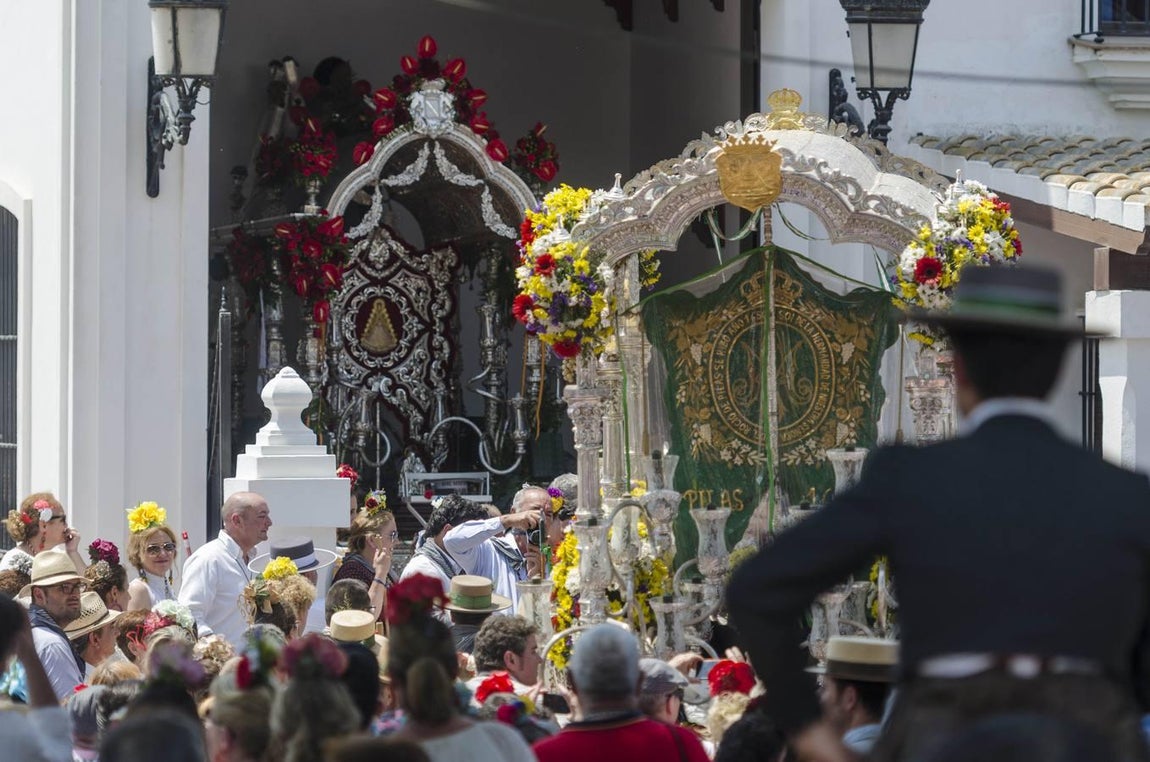 Las hermandades de Pilas y Gibraleón
