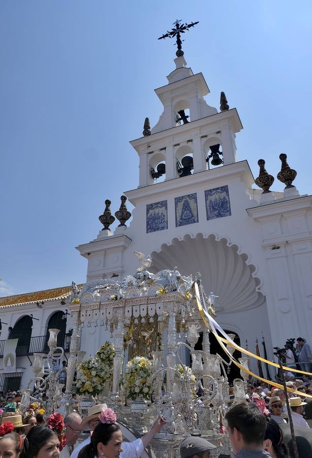 Emoción desbordada en la presentación de las hermandades del Rocío 2018