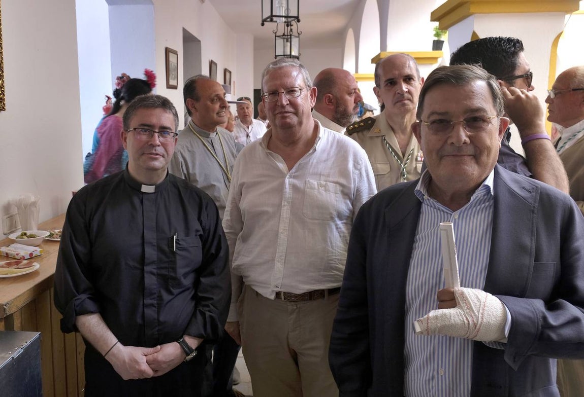 Marcelino Manzano, Francisco Vélez y Joaquín Sainz de la Maza