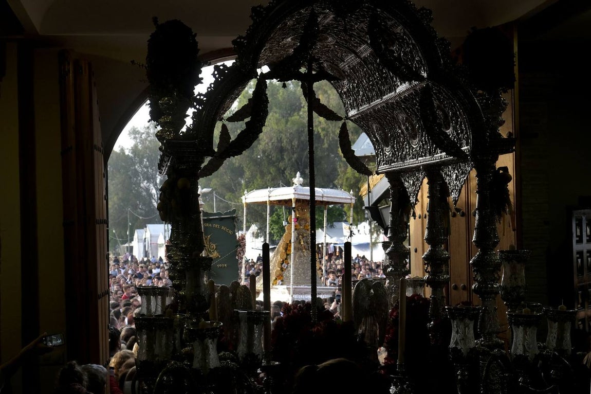 El Rocío 2018: La procesión de la Virgen, en imágenes