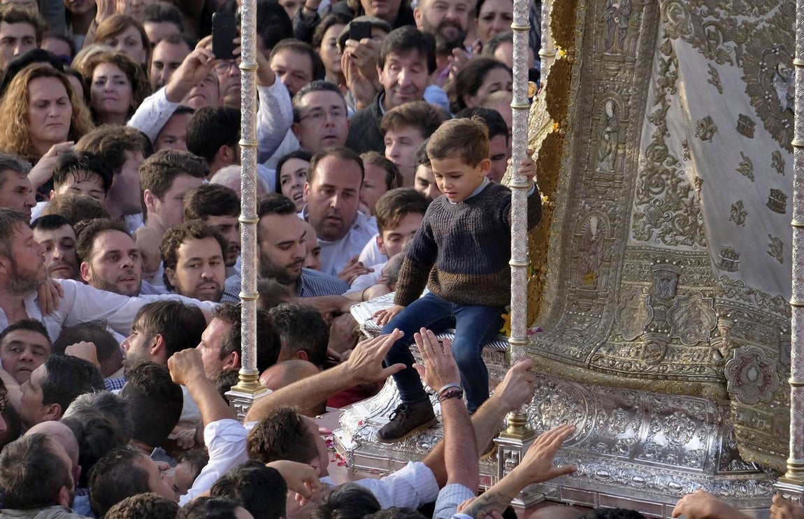El Rocío 2018: La procesión de la Virgen, en imágenes