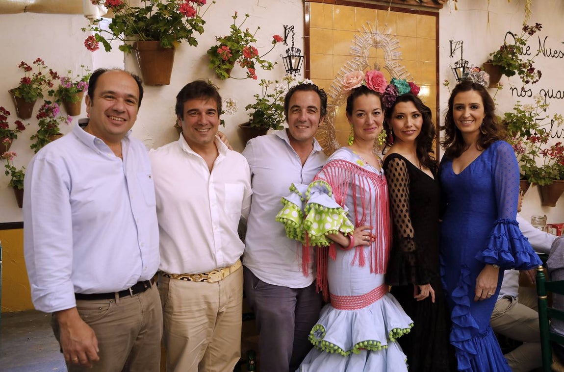 En imágenes, el ambiente en las casetas de la Feria de Córdoba 2018