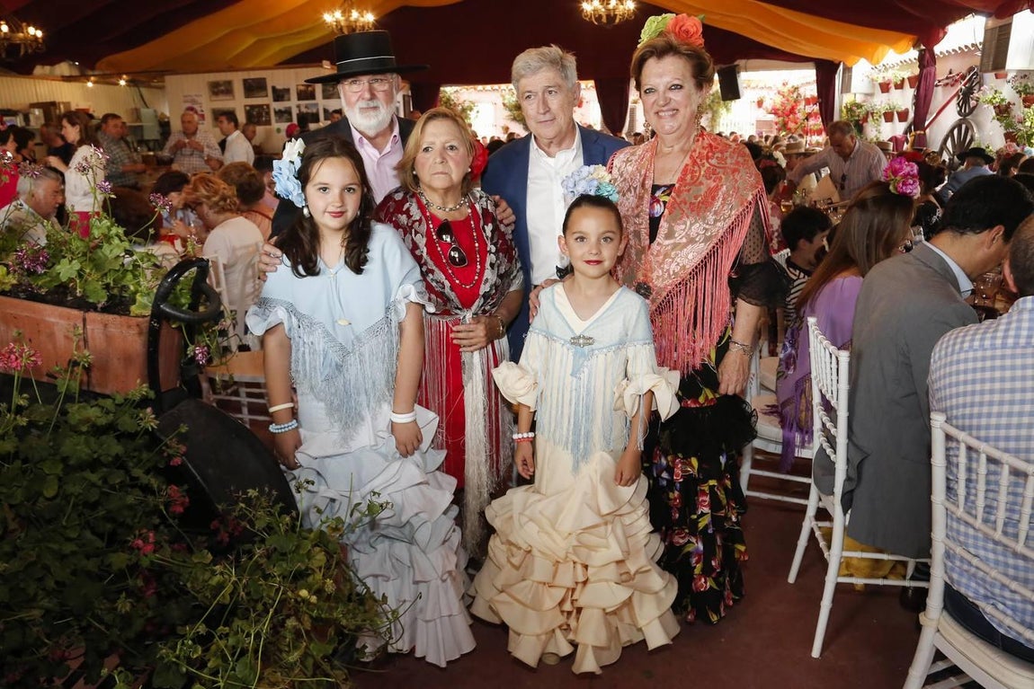 El ambiente de las casetas de la Feria de Córdoba de 2018, en imágenes