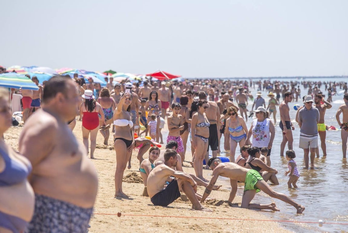 Lleno absoluto en las distintas playas de Huelva