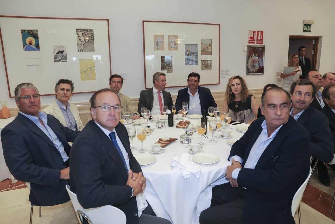 «Necesitamos empresas grandes frente a ataques con aranceles»