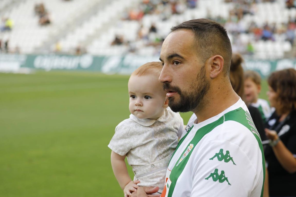 La grada de Córdoba-Alcorcón, en imágenes