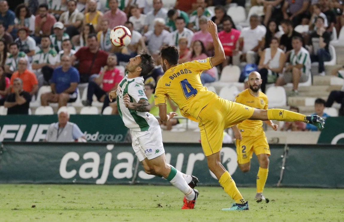Las mejores jugadas del Córdoba-Alcorcón, en imágenes