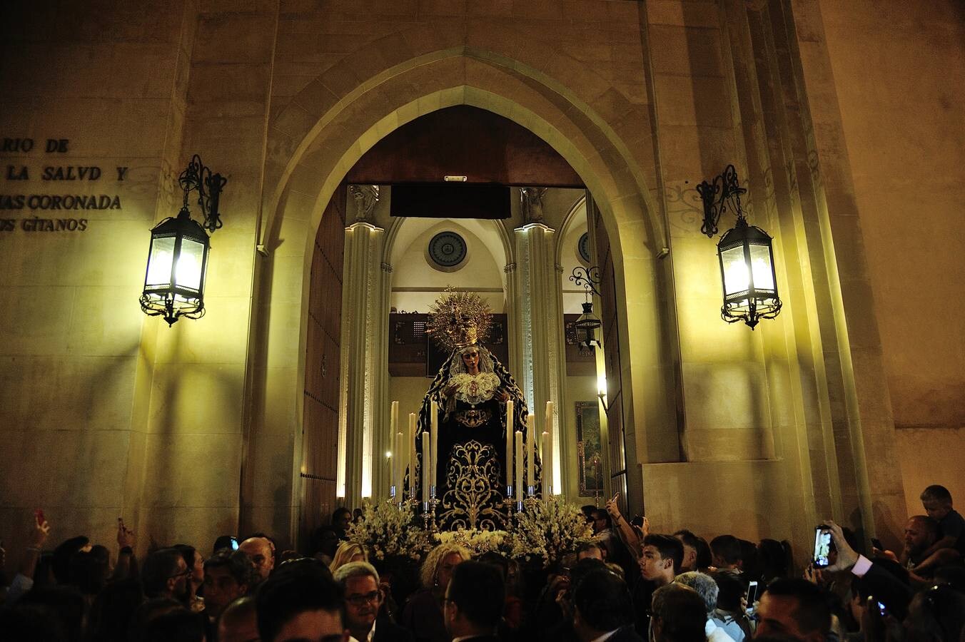 Galería de la procesión de la Virgen de las Angustias de los Gitanos