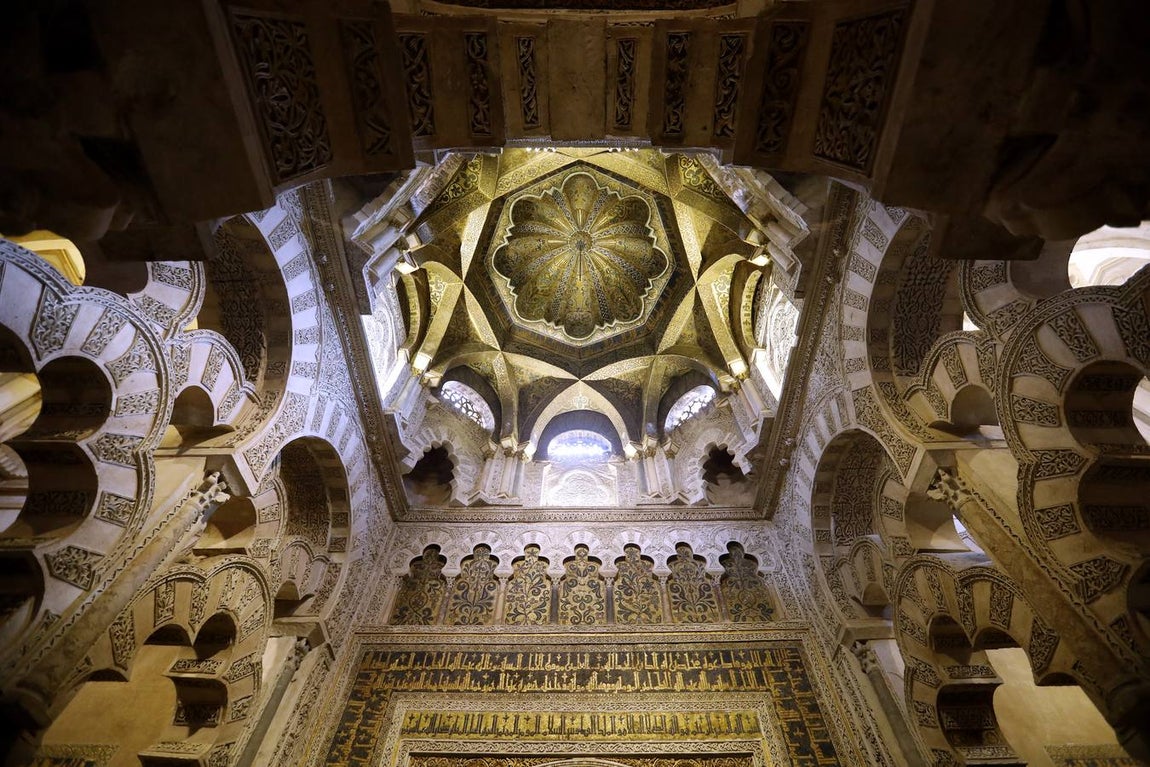 La visita de Rafael Moneo a la Mezquita-Catedral de Córdoba, en imágenes
