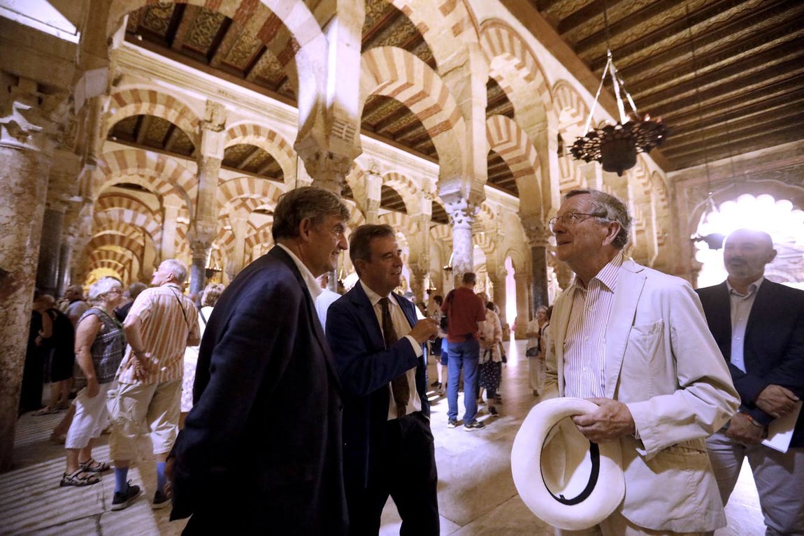 La visita de Rafael Moneo a la Mezquita-Catedral de Córdoba, en imágenes