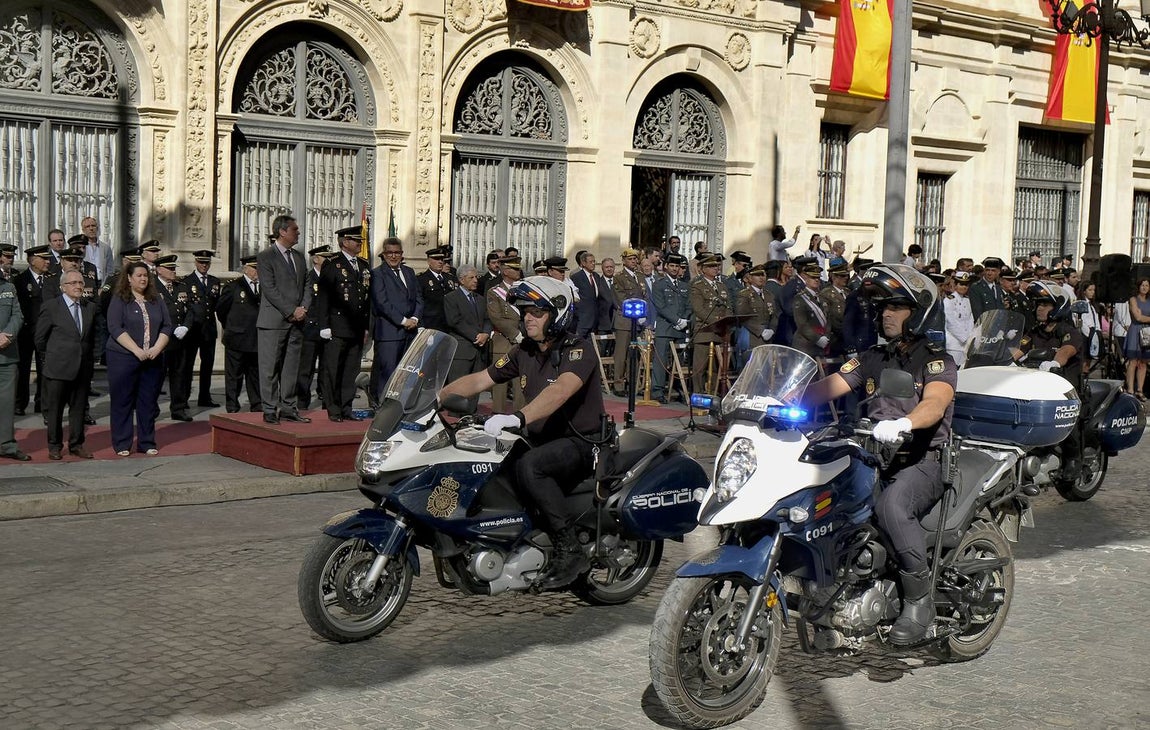 La Policía Nacional celebra su día en la Plaza de San Francisco