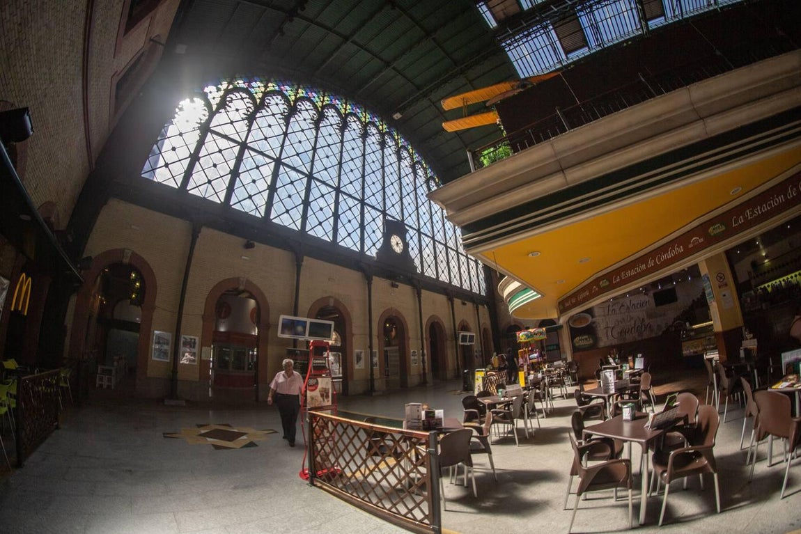 Nuevos usos para el centro comercial Plaza de Armas