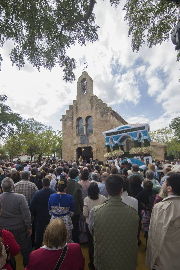 Multitudinaria celebración en Dos Hermanas de la Virgen de Valme