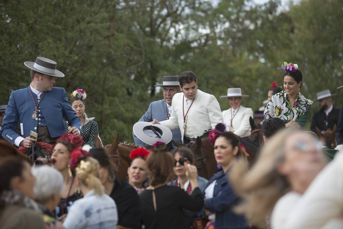 Multitudinaria celebración en Dos Hermanas de la Virgen de Valme