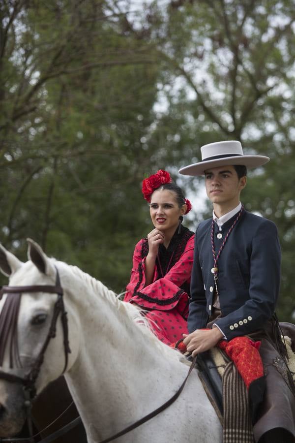 Multitudinaria celebración en Dos Hermanas de la Virgen de Valme
