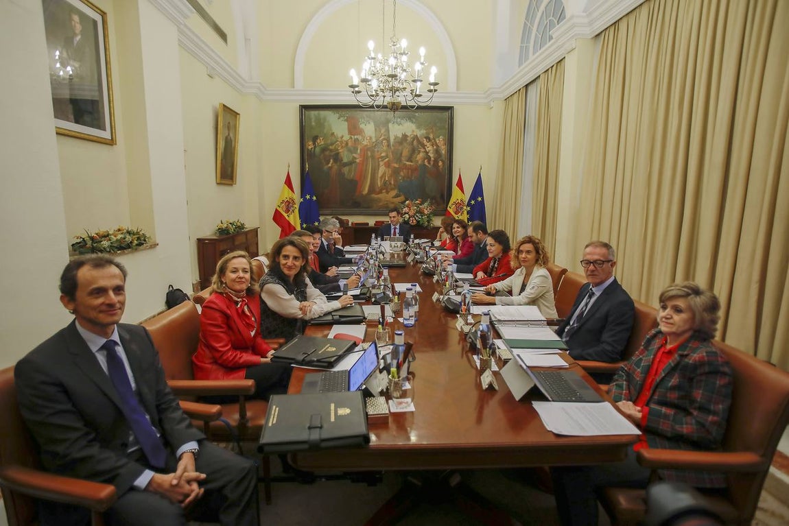 En imágenes, la reunión del Consejo de Ministros en Sevilla