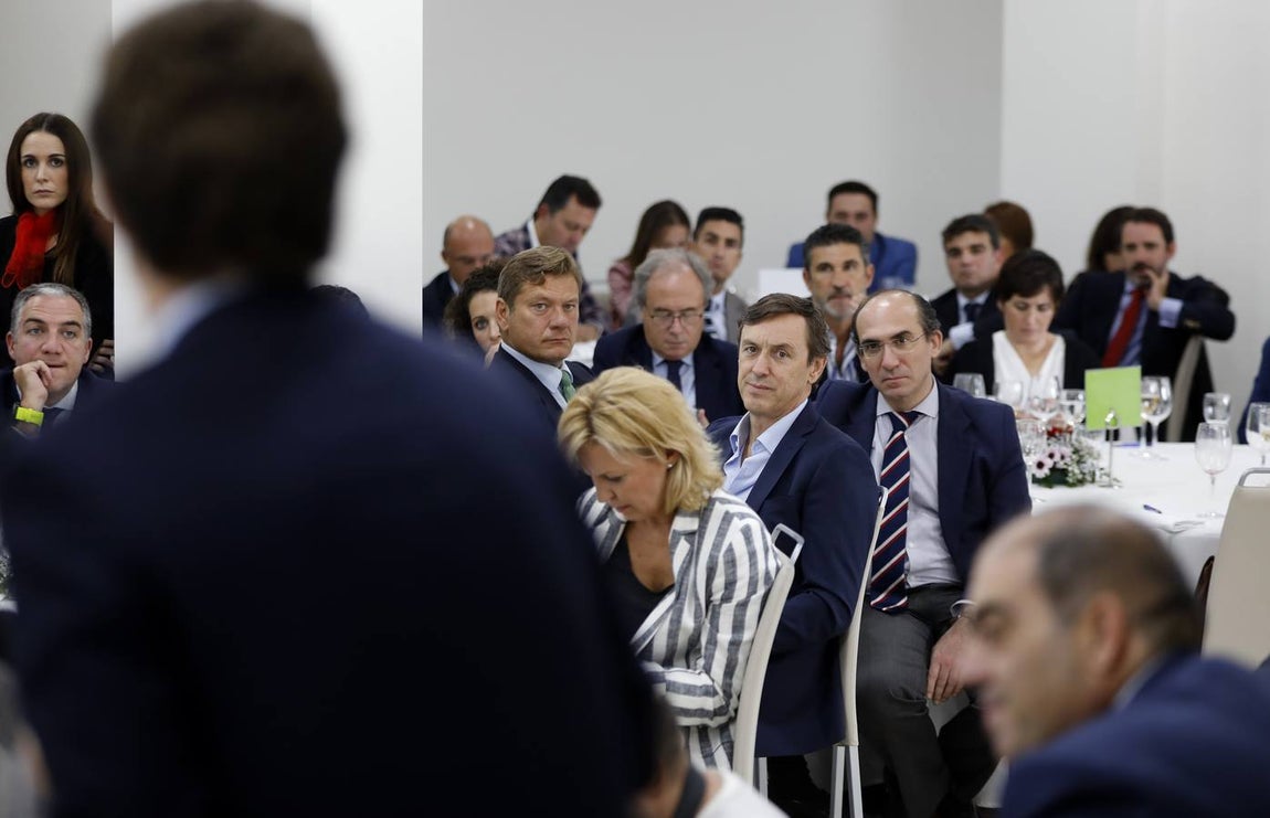 La visita de Pablo Casado a Córdoba, en imágenes