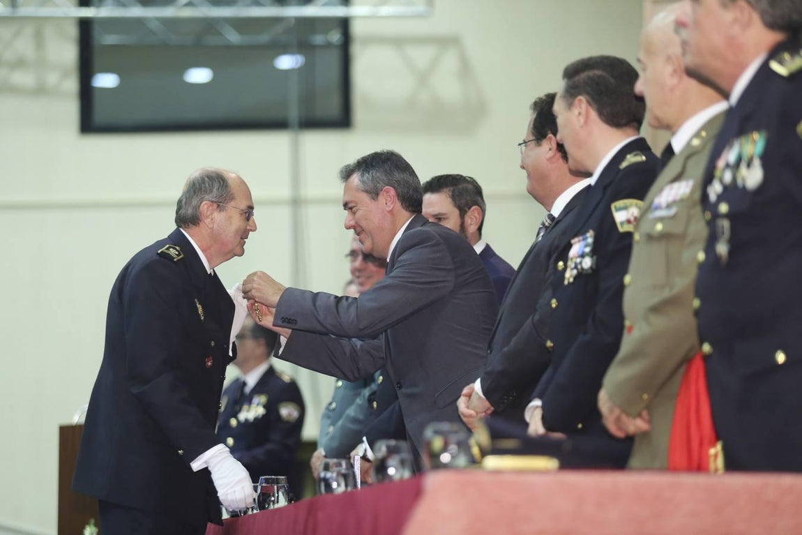 La Policía Local de Sevilla celebra el día de San Clemente
