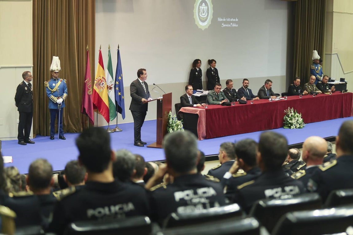 La Policía Local de Sevilla celebra el día de San Clemente