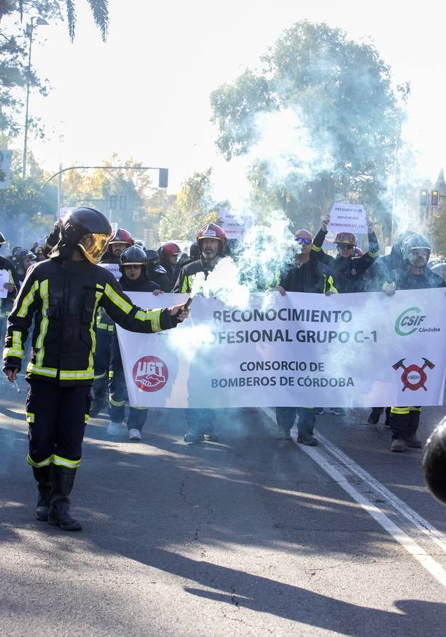 La protesta de los bomberos del Consorcio de Córdoba, en imágenes