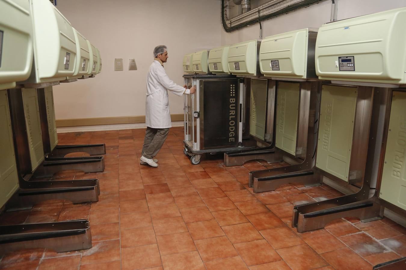 El nuevo tren de lavado de la cocina del Reina Sofía, en imágenes