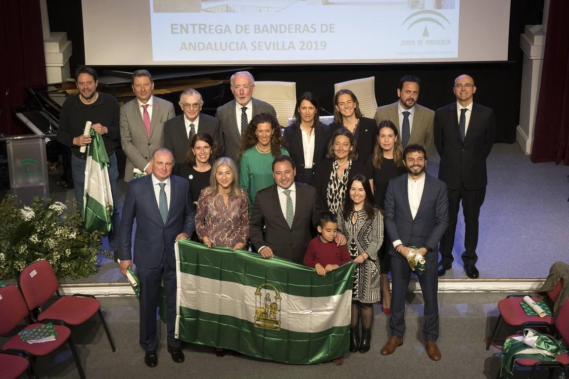 Entrega de Banderas de Andalucía de la provincia de Sevilla