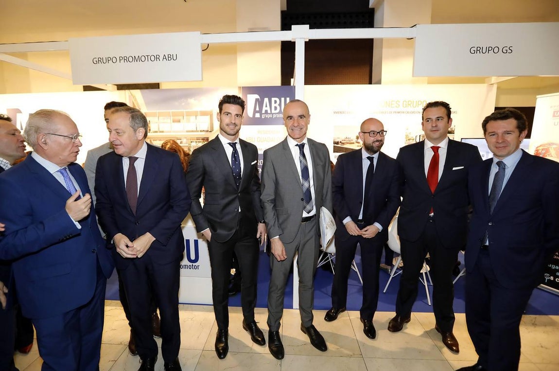 Álvaro Ybarra, Álvaro Rodríguez Guitar, Aitor Ocio, Antonio Muñoz, Jesús Vera, David Salado y Juan Velayos