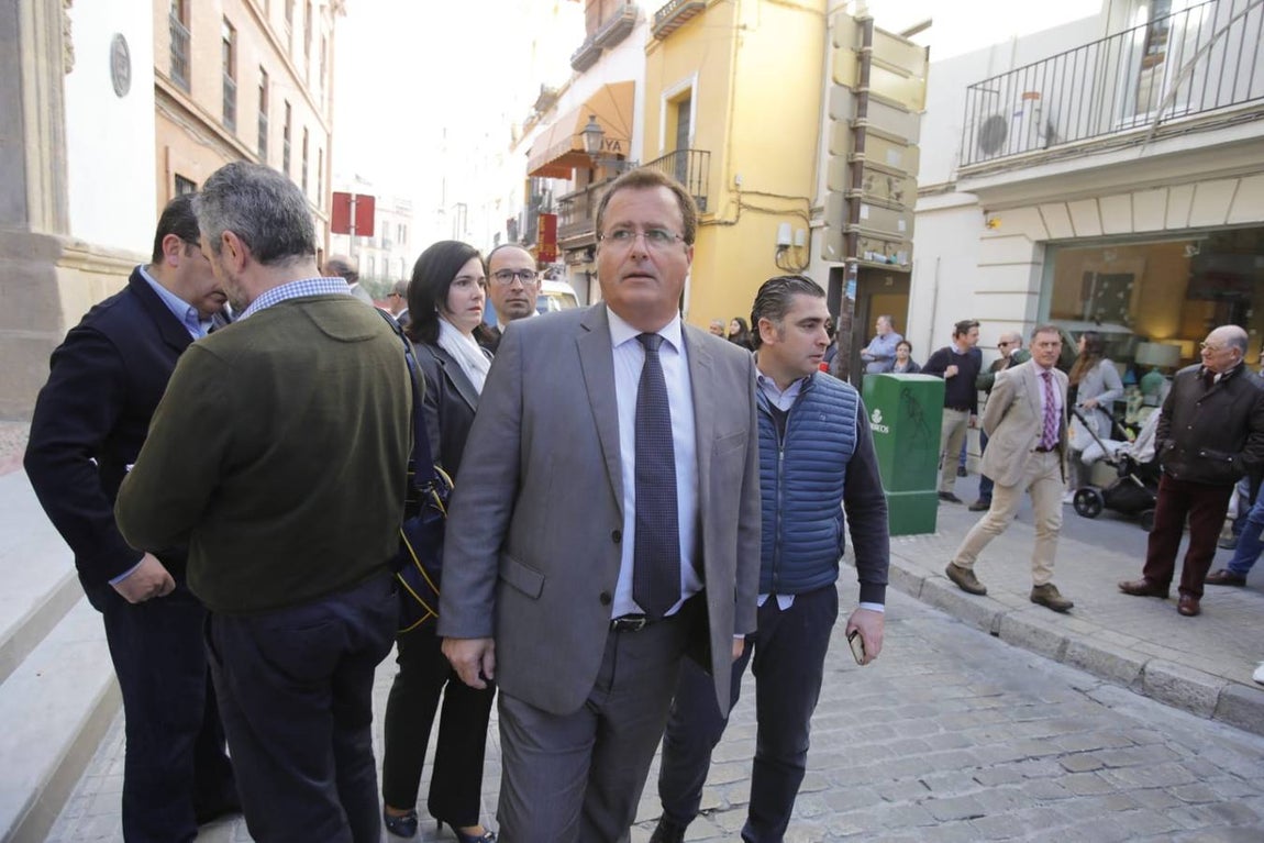 El funeral de Rafa Serna en Santa Cruz, en imágenes