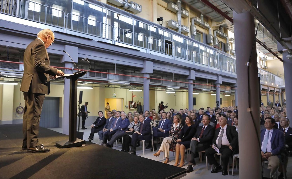 El director de ABC de Sevilla, Álvaro Ybarra, durante su intervención en el acto