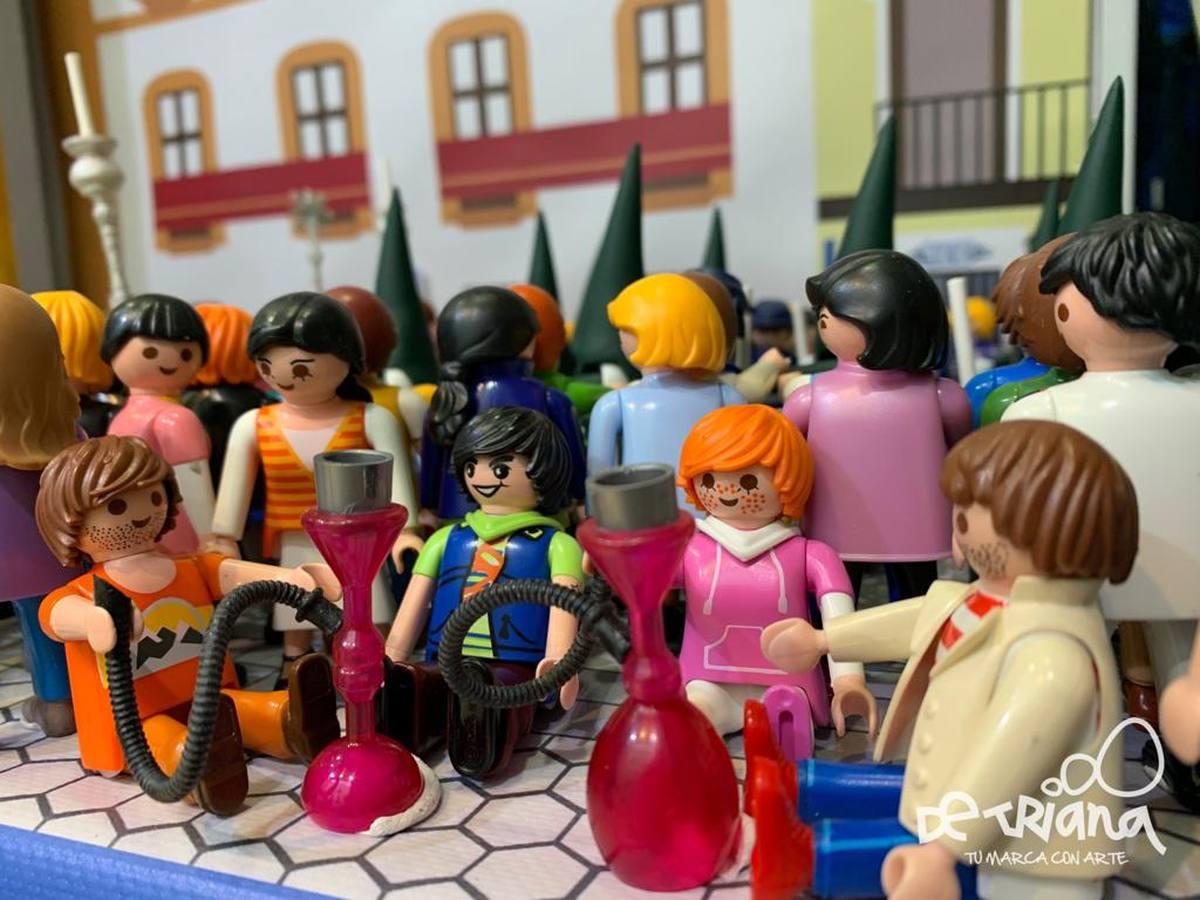 Los «playmobil» adelantan la Madrugada en Triana