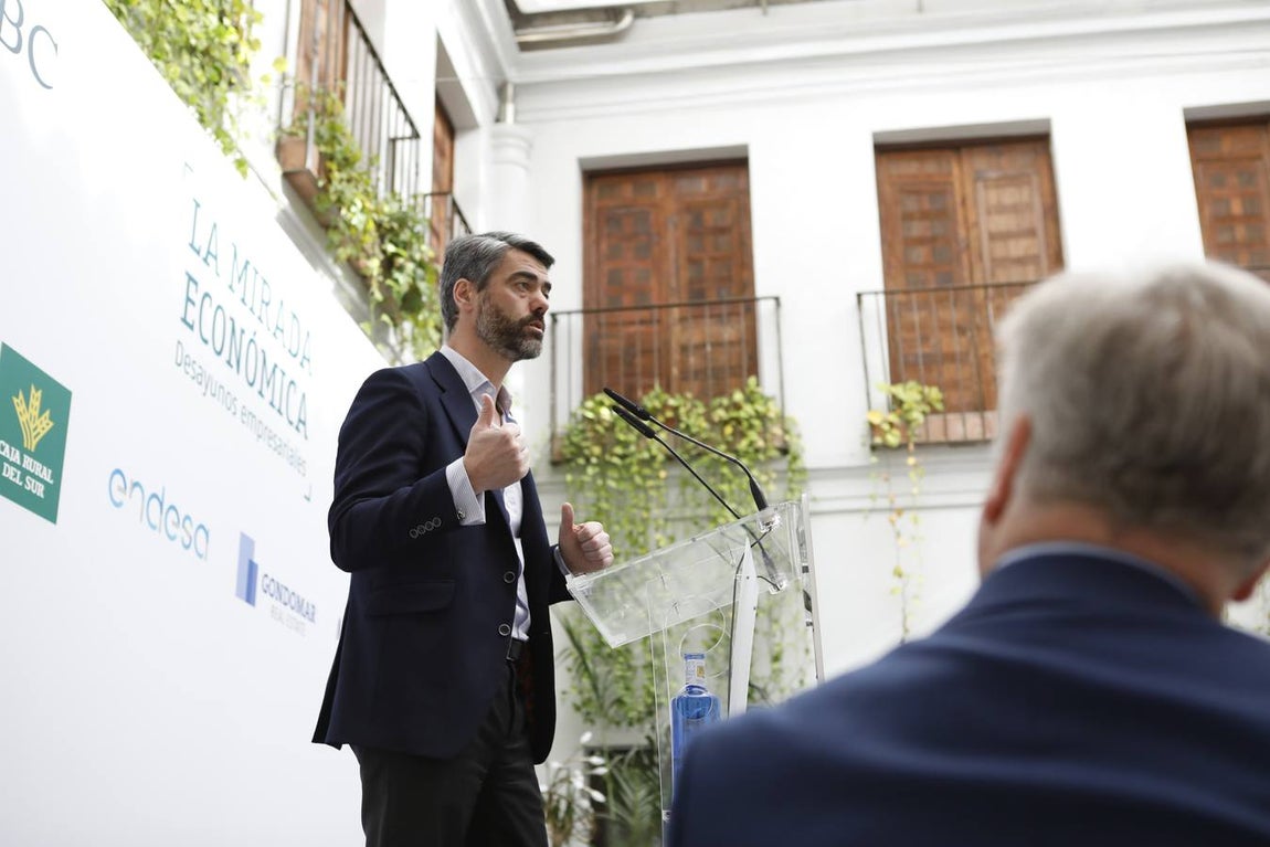 En imágenes, Luis Enríquez en «La Mirada Económica» de ABC Córdoba