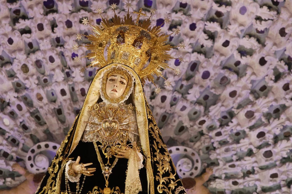 La devoción del Viernes de Dolores de Córdoba, en imágenes