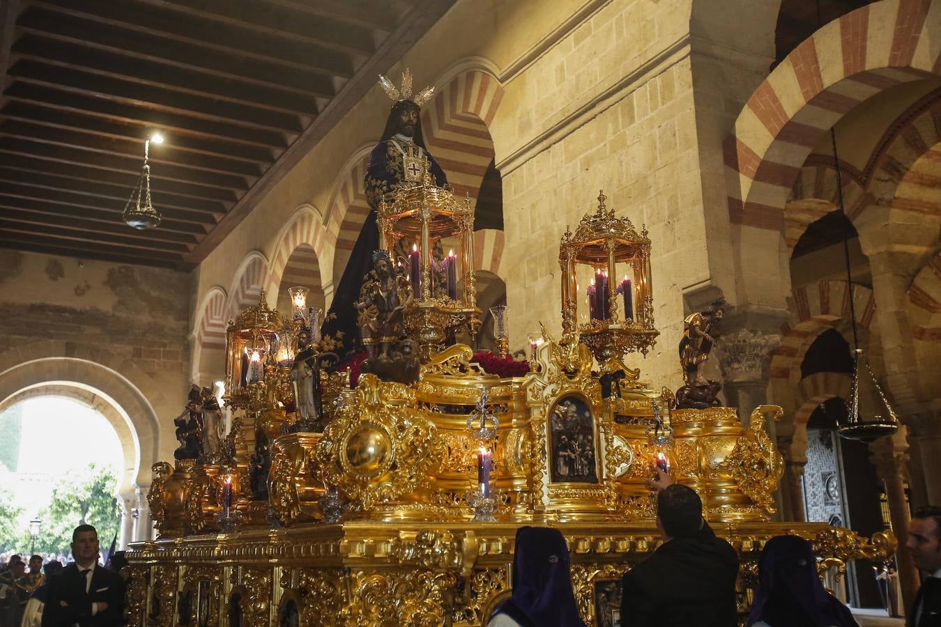 La procesión del Rescatado de Córdoba, en imágenes