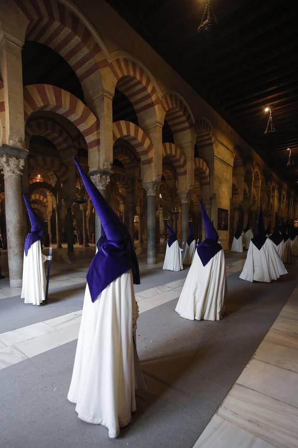 La procesión del Rescatado de Córdoba, en imágenes