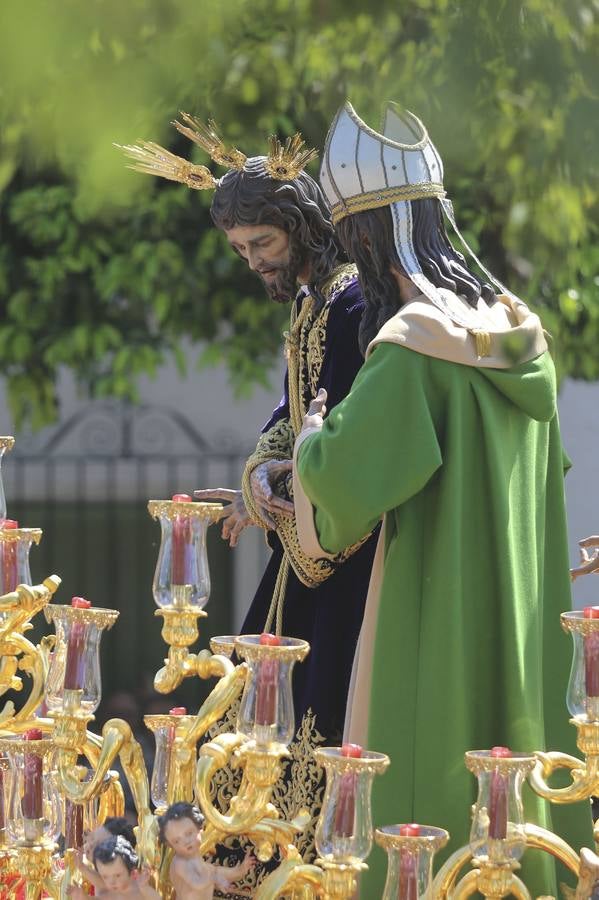 En imágenes, Triana acompaña a San Gonzalo este Lunes Santo